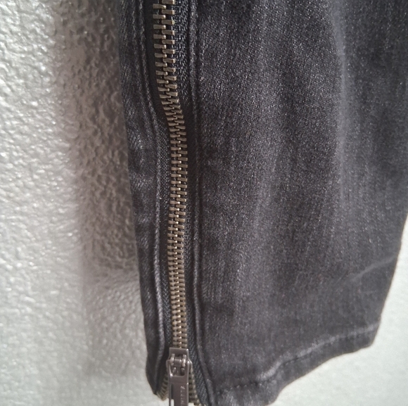 Athleta Ultra Skinny Sculptex Zip Ankle Carbon Wash Black Jeans    Size 10T - Picture 8 of 11